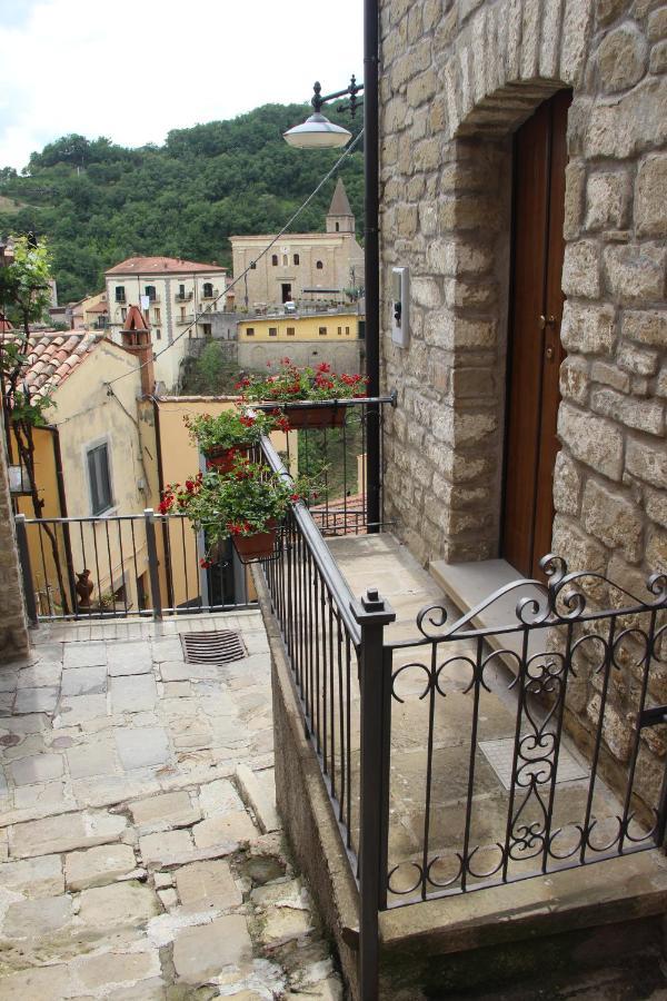 Hotel Casa Vacanze Sud E Magia Castelmezzano Exterior foto